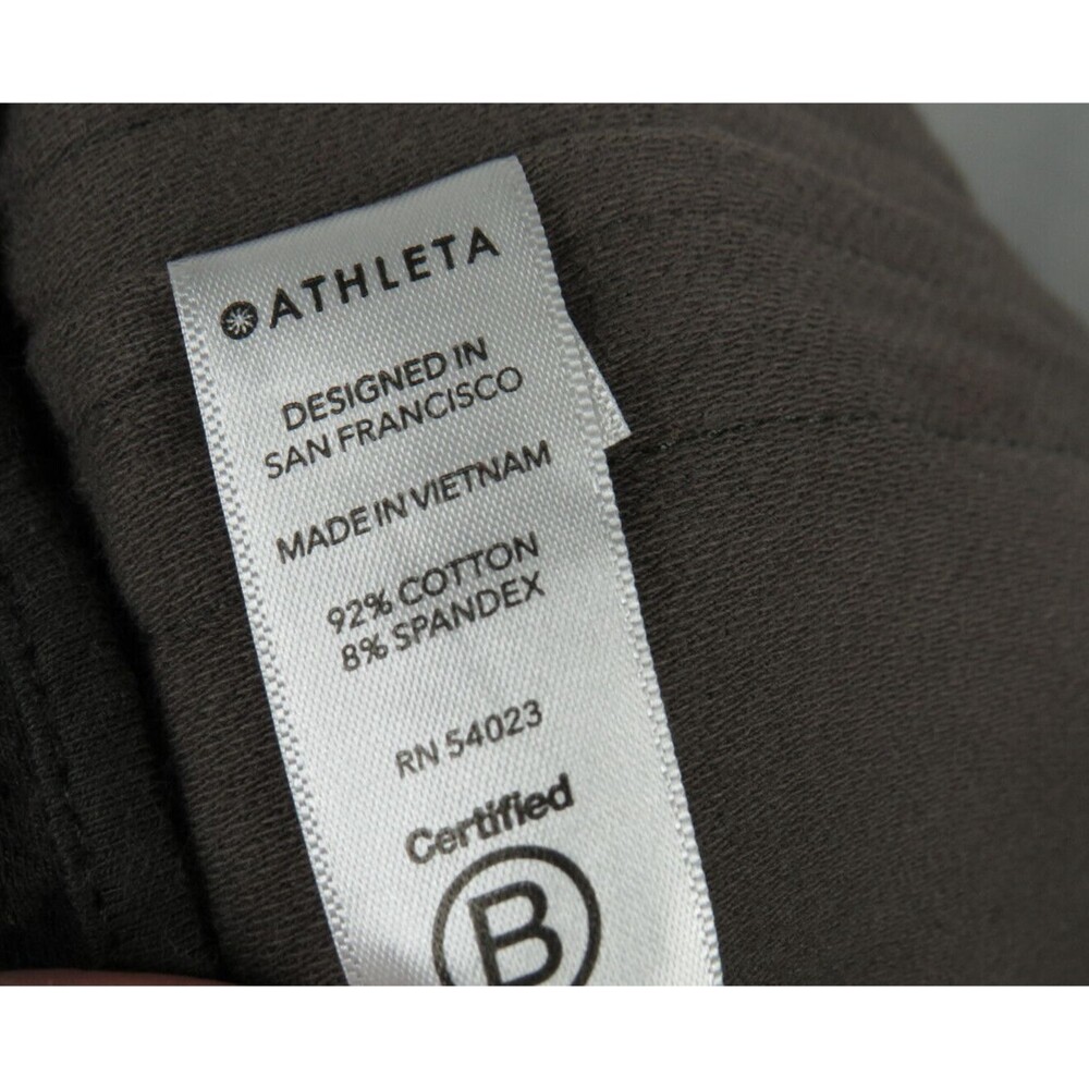 Athleta Farallon Camo Print Pull On Shorts With Pockets Size 0 - Picture 6 of 6